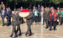 Yargıtay üyeleri, adli yılın açılışı dolayısıyla Anıtkabir'i ziyaret etti