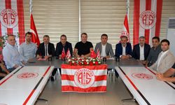 Antalyaspor Voleybol Takımının yeni adı belli oldu… Güral Premier Antalyaspor