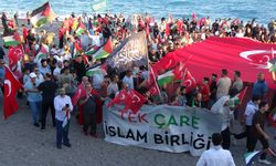 Antalya Gazze için ayakta… Karadan ve denizden destek yağdı