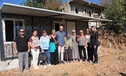 Alanya'da ihtiyaç sahibi aile konteyner evine kavuştu