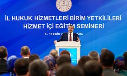 Bakan Tekin sendikalı öğretmenlere sert çıktı