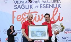 Başkan Kocagöz ve sanatçı Mert Fırat “Sanatın Yaşlılıkta İyileştirici Gücü”nü konuştu