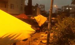 Antalya’da fırtına pazar yerini savaş alanına çevirdi