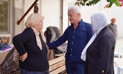 Finike Belediyesi’nden yaşlı evlerine ziyaret