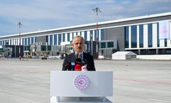 Bakan Uraloğlu; “İlk 9 ayında günde ortalama 686 bin kişi havayolu ile seyahat etti”