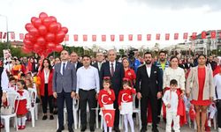 Kepez’de Cumhuriyet’in 102. Yılı kutlamaları coşkuyla başladı