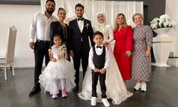 Tek torununa düğünde takı olarak ev, araba ve tarla hediye etti