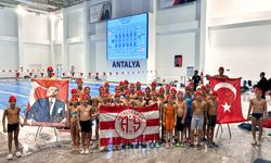 Atatürk’ü Anma yarışlarında Antalyasporlu 7 yüzücüden ulusal dereceler