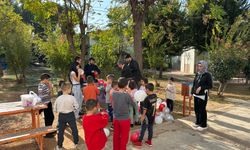 AK Parti Antalya Gençlik Kolları, çocuklara unutulmaz bir gün yaşattı