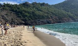 Alanya'da kasım ayında deniz keyfi