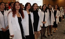 ALKÜ’de beyaz önlük heyecanı