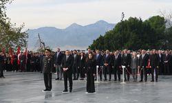 Antalya Atatürk’ü unutmadı