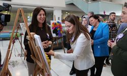 “Kadın ve Dayanışmanın Renkleri” sergisi açıldı