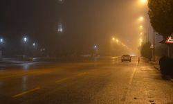 Denizli’de yoğun sis yaşamı zorlaştırdı