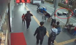 Motosiklete çarpmamak için frene bastı, devrilen motosikletten yola savruldu