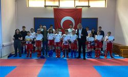 Kemer Belediyesi çocukları ve gençleri sporla buluşturuyor