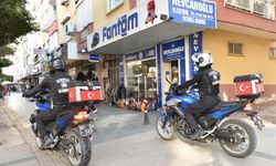 Kepez Belediyesi yollarda işgale geçit vermiyor