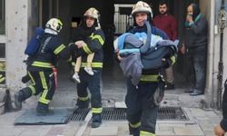 Korkunç yangında 17’si çocuk 21 kişi kurtarıldı