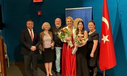 Antalyalı Flüt Sanatçısı Lelya Bayramoğulları, New York’ta Cumhuriyetin 102. yılını taçlandırdı