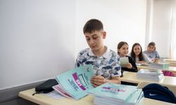 Mersin Büyükşehir Belediyesi’nden eğitime tam destek… 5 bin öğrenciye ücretsiz kitap dağıtıldı