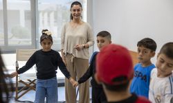 Mersin’de ücretsiz tiyatro kursuna yoğun ilgi… 250 kişi kursa başvurdu