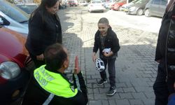 Muğla’da polisten özel çocuğa anlamlı hediye