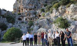 Rektör Özkan, Myra Antik Kenti’ni ziyaret etti