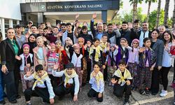 Muratpaşa Belediye Başkanı Ümit Uysal, Yörük Oyunları Çalıştayı’na katıldı