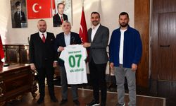 Manavgat Belediyespor’dan kaymakam Karataş’a ziyaret