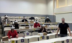 ADÜ’de öğrenciler dersleri sanal gerçeklik destekli işliyor