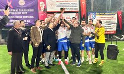 Antalya’da pankartlar tribünde, sporcular sahada konuştu