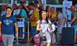 İki ülke Antalya’ya akın akın geliyor