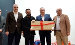 Öğrenciler dışarıda, veliler sınavda