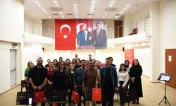 Şehit yakınları ve gaziler için Ay Yıldız korosu kuruldu