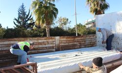 Antalya Büyükşehir Belediyesi zarar gören üreticiyi yalnız bırakmadı