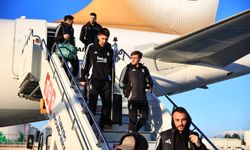Beşiktaş devre arası hazırlıkları için Antalya'ya geldi