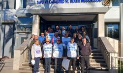 Antalya’da kamu emekçileri iş bıraktı