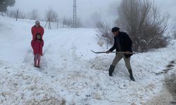 Mersin'in yüksek kesimlerinde kar sevinci