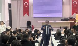 Yazar Kavas, Atatürk’ün Antalya’yı nasıl kurtardığını anlattı