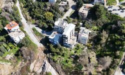 Antalya’da 3 bina tedbir amaçlı tahliye edildi