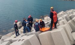 Antalya’da beton bloklar arasında can pazarı