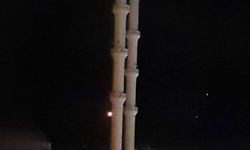 Isparta’daki şiddetli rüzgar camiye zarar verdi