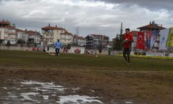 Liderlik maçı, tarlaya dönen zeminde oynanamadı