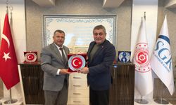 SGK’ya borcu olmayan Aksu Belediyesi’ne plaket