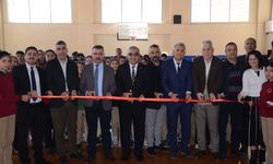 Antalya’da ebru, hat ve naht sergisi