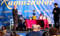 Antalyalılar Ramazan’ın tadını Kent Meydanı’nda çıkarıyor