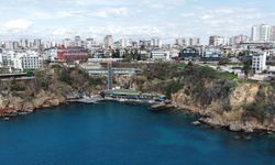 Antalya’nın göbeğindeki falezlerde 26 kaçak yapı rezaleti