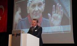 Ercan Yavaş; “Kadınların adını gurur tablolarında görmek istiyoruz”