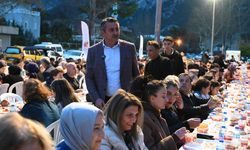 Kemer’deki iftar sofrası yürekleri ısıttı