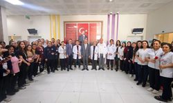 Kocagöz, sağlık çalışanlarının Tıp Bayramı’nı kutladı